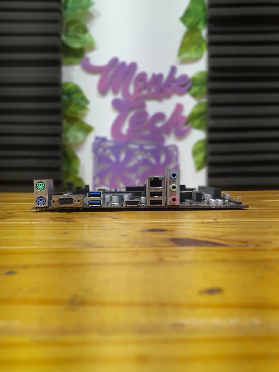 Mother A68HM-E33 V2 FM2 MSI