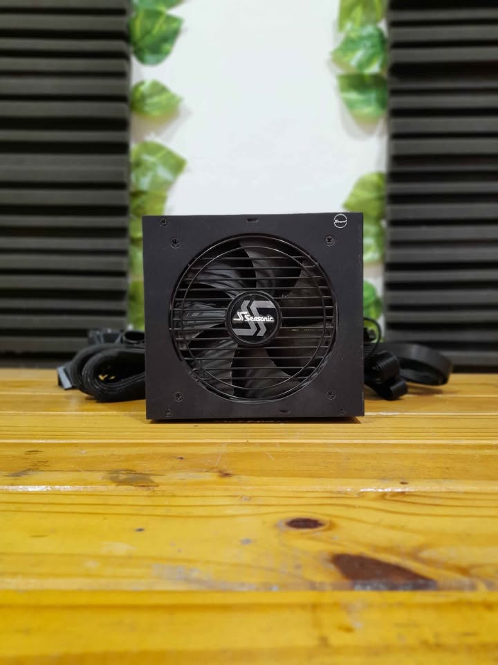 Fuente de poder Focus Seasonic 1000w