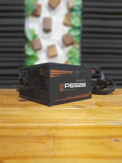 Fuente Gygabite 650w