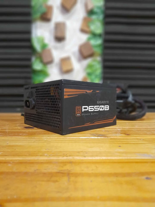 Fuente Gygabite 650w