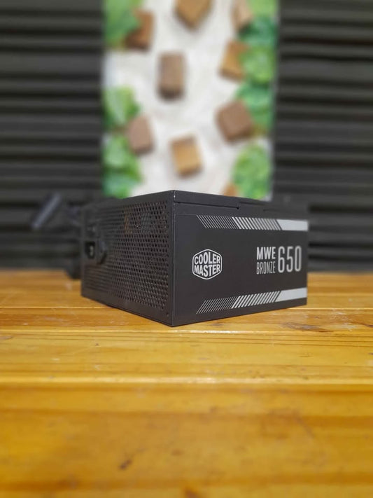 Fuente de poder Cooler Master 650w
