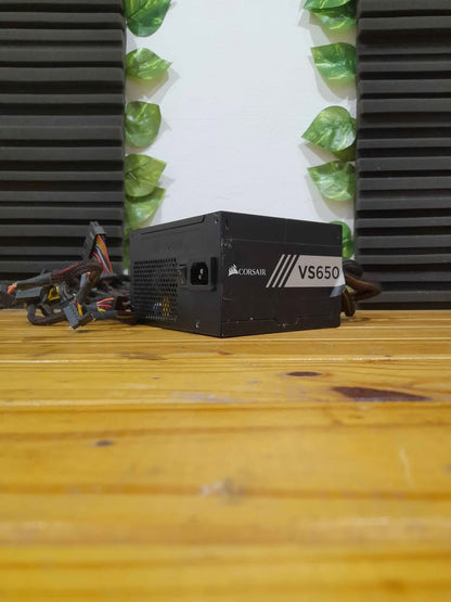 Fuente de poder corsair VS650