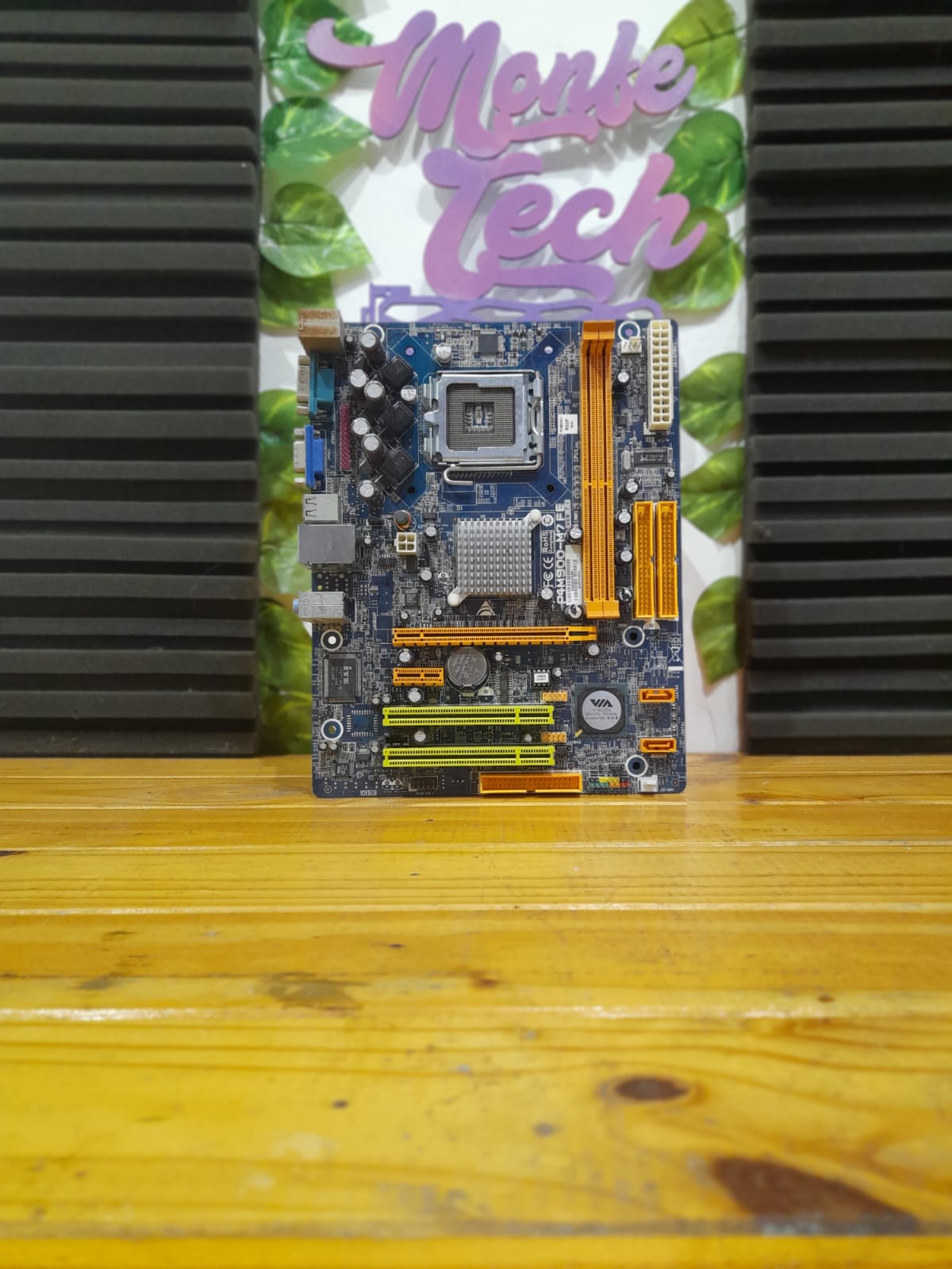 Mother P4m900-M7 FE BIOSTAR