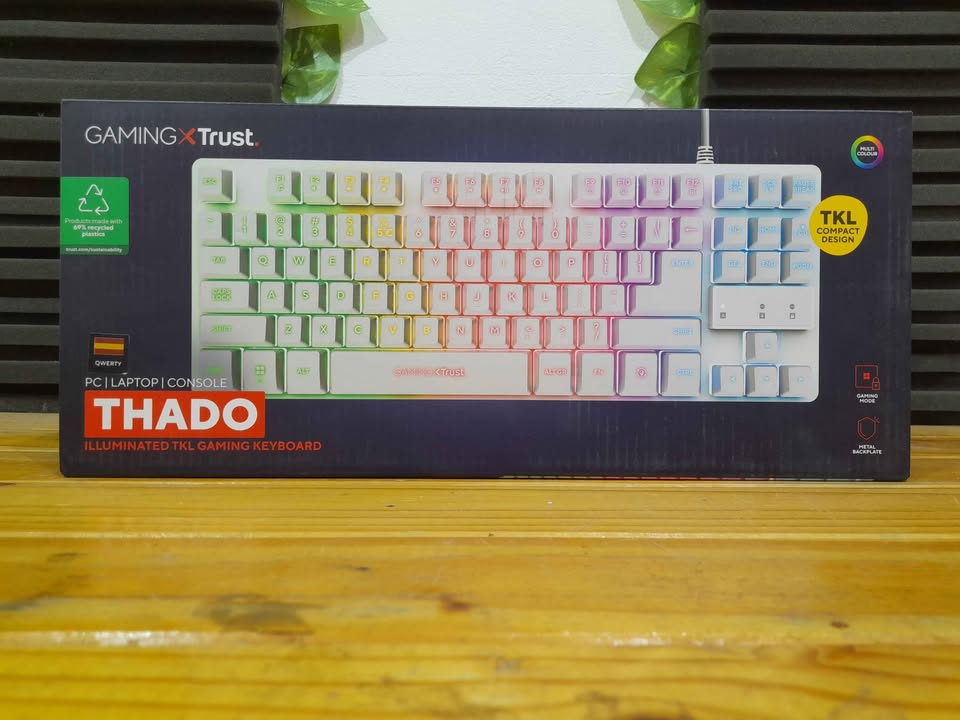 Teclado Gamer Trust Thado blanco