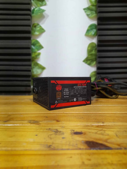 Fuente de Poder GamePro 750W 80+