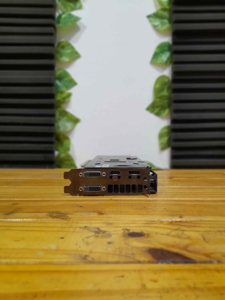 Placa de video GTX 1050ti 4gb ROG Strix Fullbox