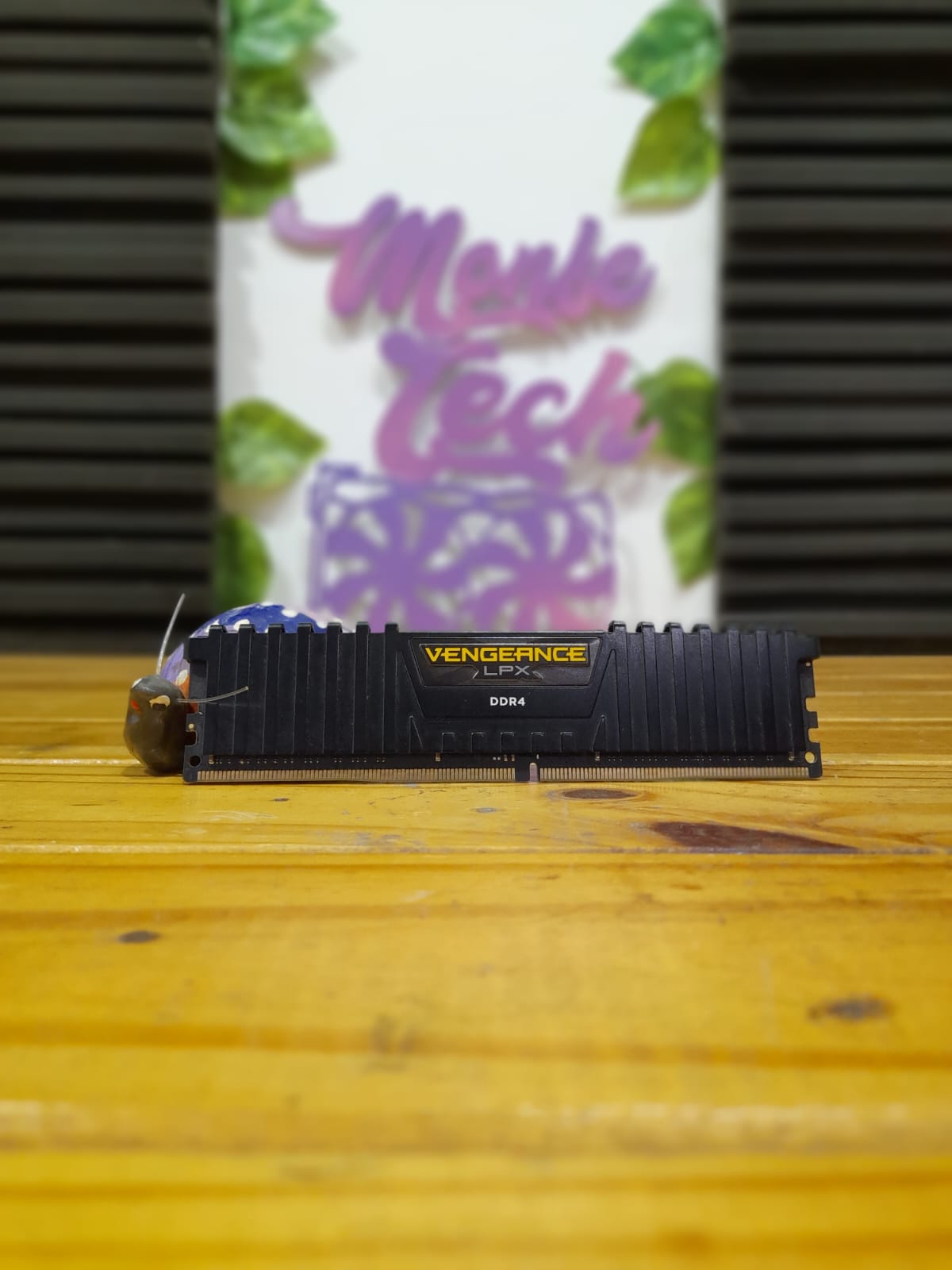 Memoria Ram Corsair Vengeance DDR4 8G 2400 Mhz FULL BOX